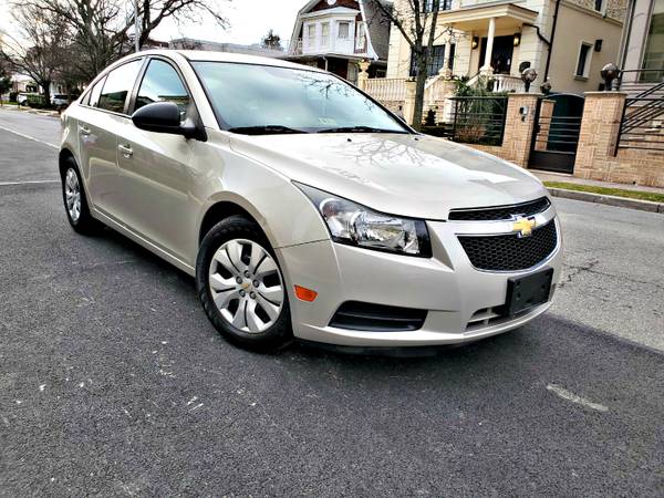 2014 Chevrolet Cruze LS 1-Owner Clean/Relaible 4dr Sedan - cars & for sale in Brooklyn, NY – photo 5