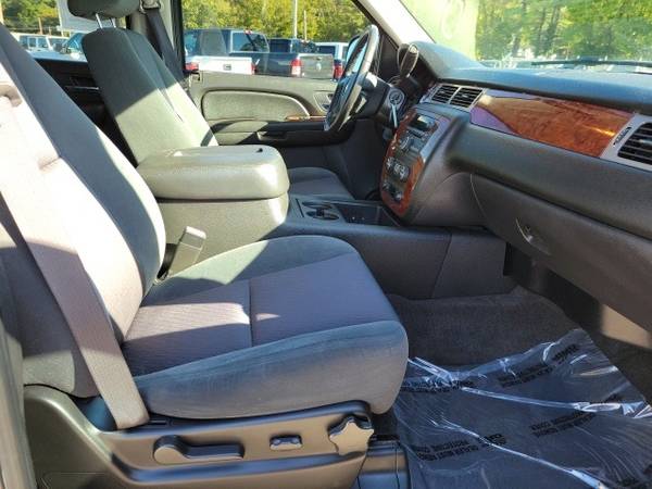 2009 Chevrolet Tahoe LT - - by dealer - vehicle for sale in Logan, OH – photo 18