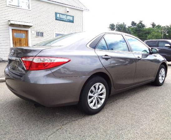 2017 Toyota Camry LE Power Seat Windows Locks IPOD BlueTooth 1Owner for sale in Hampton Falls, NH – photo 4
