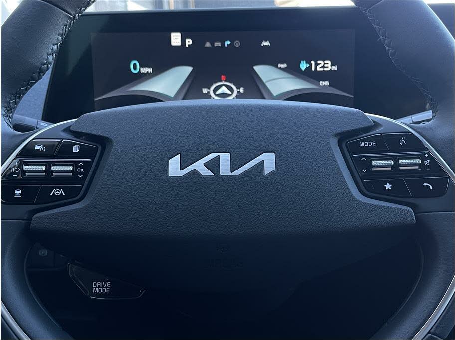 2022 Kia EV6 Wind AWD for sale in Lakewood, CO – photo 14