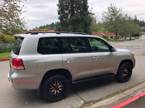 2008 Toyota Land Cruiser 4WD --Lifted, Navi, Loaded, Clean title-- for sale in Kirkland, WA – photo 4