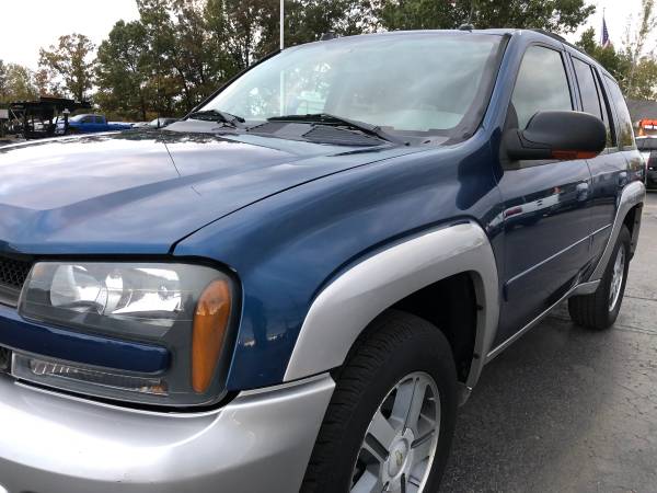 Best Buy! 2005 Chevy Trailblazer! 4x4! Loaded! Leather! for sale in Ortonville, OH – photo 9