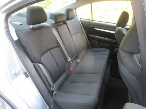 2012 Subaru Legacy - 6 SPEED TRANSMISSION - HEATED SEATS - AC WORKS - for sale in Sacramento , CA – photo 11