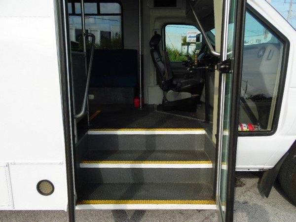 2015 E450 SHUTTLE BUS 22 PASSENGER for sale in Sarasota, FL – photo 13