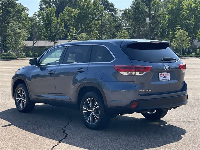 2019 Toyota Highlander LE Plus FWD for sale in Jackson, MS – photo 3