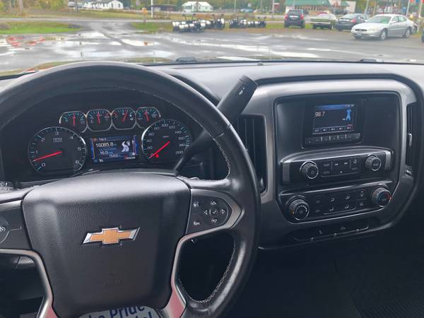 2014 CHEVROLET Silverado 1500 4X4 Crew Cab LT--Perfect for Winter! for sale in Ogdensburg, NY – photo 8