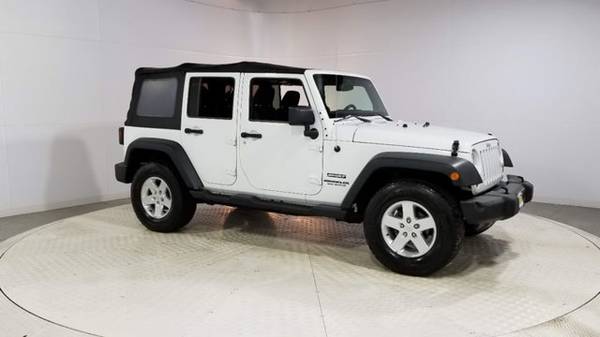 2013 Jeep Wrangler Unlimited 4WD 4dr Freedom Edition for sale in Jersey City, NJ – photo 10