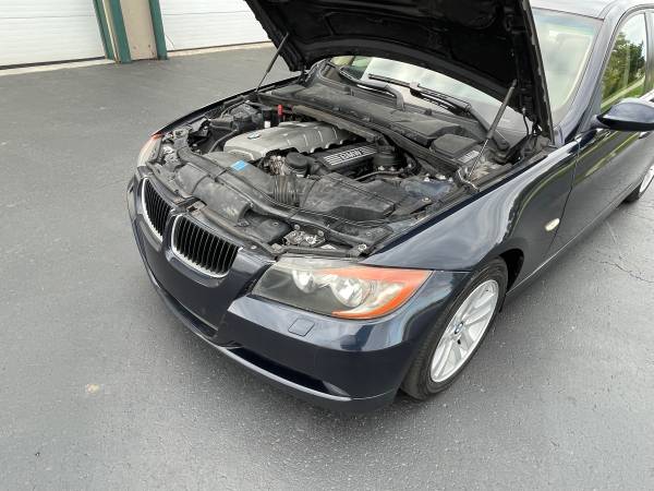 2006 BMW 325i Low Miles Very Clean! - - by dealer for sale in Naperville, IL – photo 9
