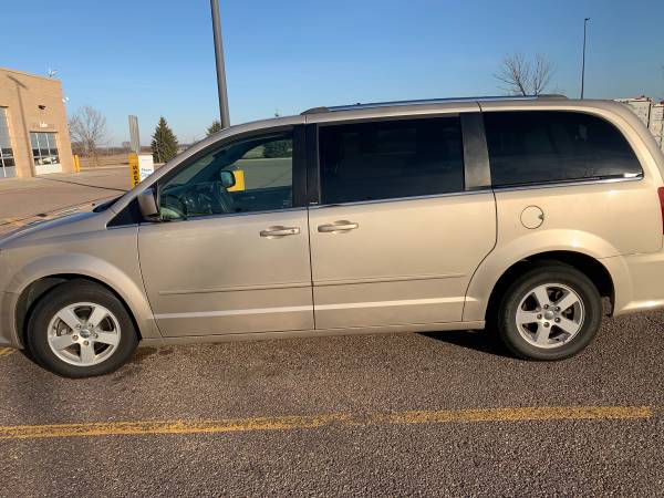 2013 dodge caravan - cars & trucks - by owner - vehicle automotive... for sale in New Ulm, MN