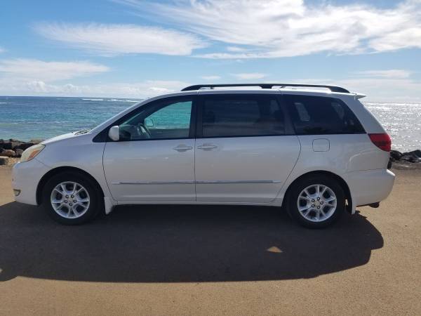 Clean mainland toyota sienna Xle limited - cars & trucks - by owner... for sale in Kealia, HI