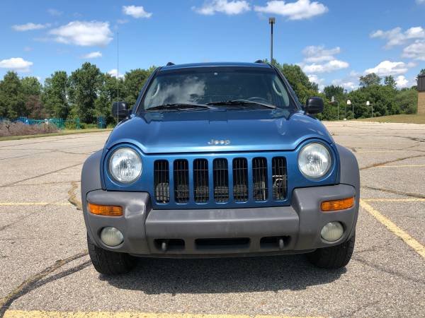 Clean Carfax! 2003 Jeep Liberty! 4x4! Great Price! for sale in Ortonville, MI – photo 8