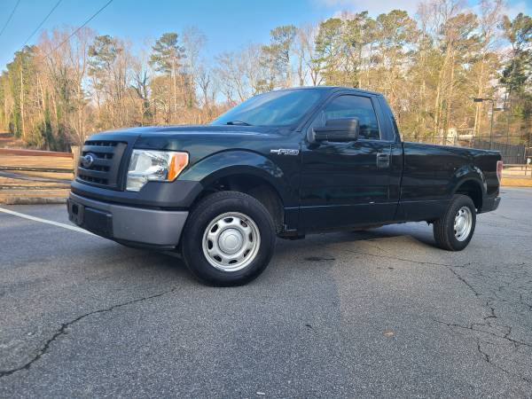 2013 Ford F150 XL Family owned 110, 000 Low miles, Long Bed - cars & for sale in Kennesaw, GA