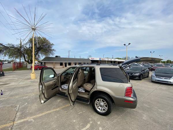 2004 Mercury Mountaineer low miles - - by dealer for sale in Grand Prairie, TX – photo 12