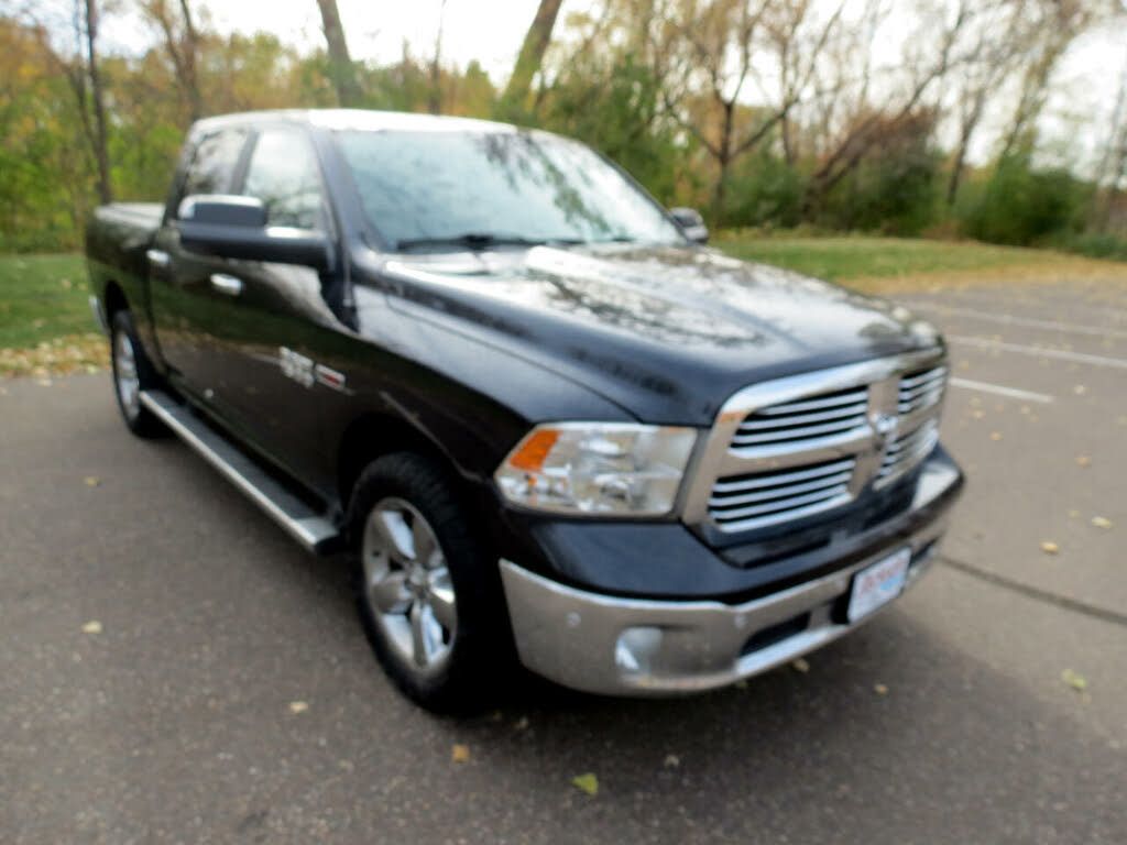 2015 RAM 1500 Big Horn Crew Cab 4WD for sale in Saint Paul, MN