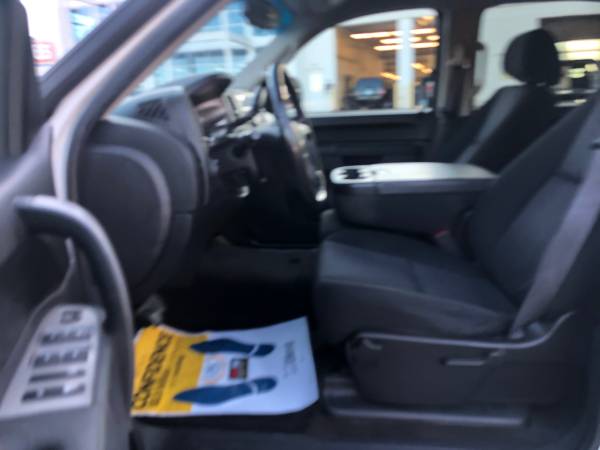 Sharp! 2011 Chevy Silverado 1500 LT! 4x4! Crew Cab! Finance Now! for sale in Ortonville, MI – photo 15