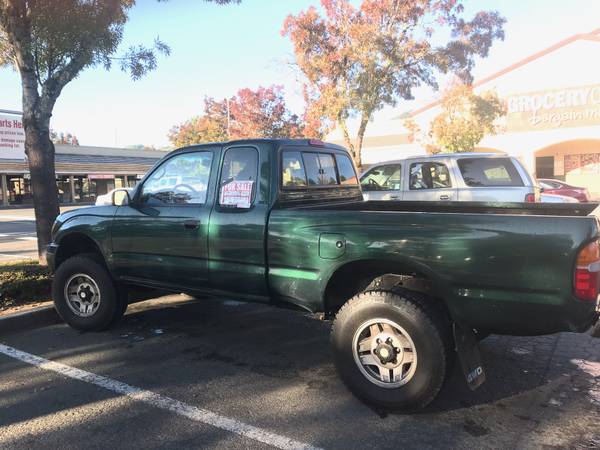 Manual 4X4 Toyota Tacoma Extra Cab 1999 V6 Stick Green 99 for sale in Willits, CA – photo 3