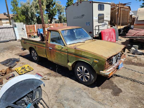1975 & 1976 parts toyota Hilux Pick up 4 cylinder 5 speed 20r or for sale in Bakersfield, CA