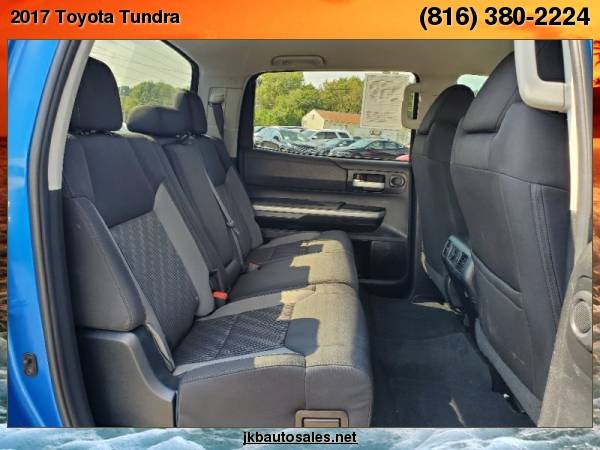 2017 TOYOTA TUNDRA SR5 CREWMAX 4X4 1 OWNER 30 min South of KC for sale in Harrisonville, MO – photo 4