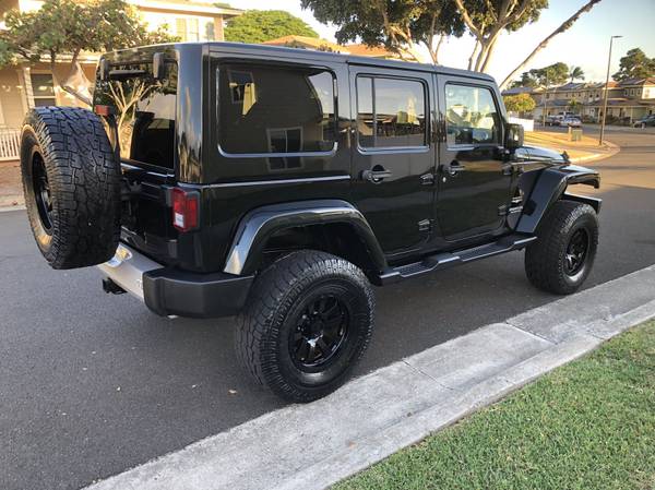 2012 JEEP WRANGLER UNLIMITED SAHARA (low miles) - - by for sale in Honolulu, HI – photo 6