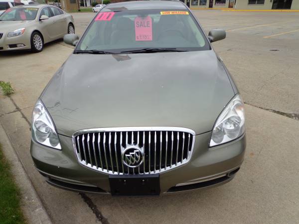inventory reduction sale-2011 Buick Lucerne CXL-low miles-one owner for sale in Flushing, MI – photo 4