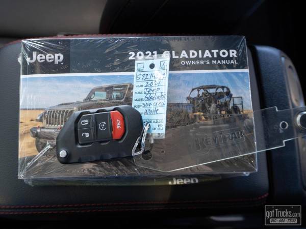 2021 Jeep Gladiator Rubicon - - by dealer - vehicle for sale in San Antonio, TX – photo 24