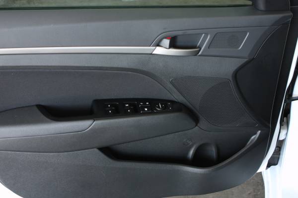 2018 Hyundai Elantra SEL 3k Miles, Bluetooth, Backup Camera, Sirius XM for sale in Eureka, CA – photo 16