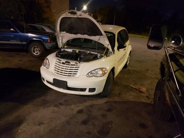 2007 chrysler pt cruiser mint!low milage for sale in Liverpool, NY