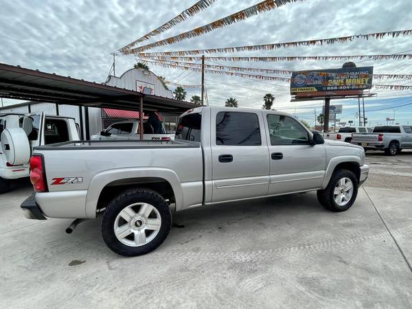 06 CHEVY SILVERADO LT Z71 4x4 CREW CAB NITTO RECON GRAPPLERS 2 for sale in Brownsville, TX – photo 7