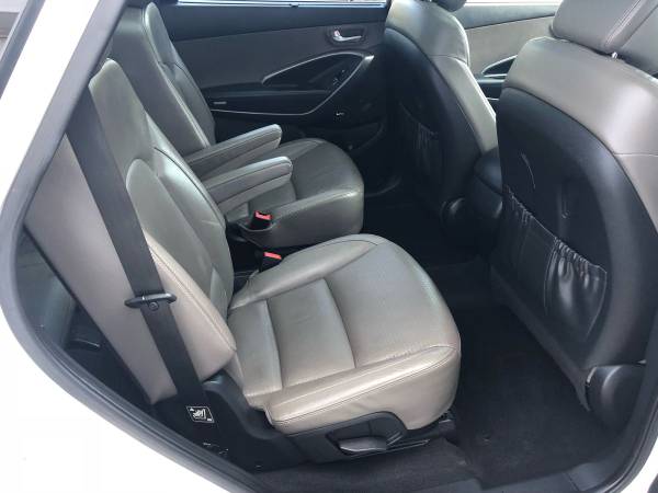 2014 Hyundai Santa Fe Limited AWD - Technology Pack - Pano Roof - 3rd for sale in binghamton, NY – photo 15