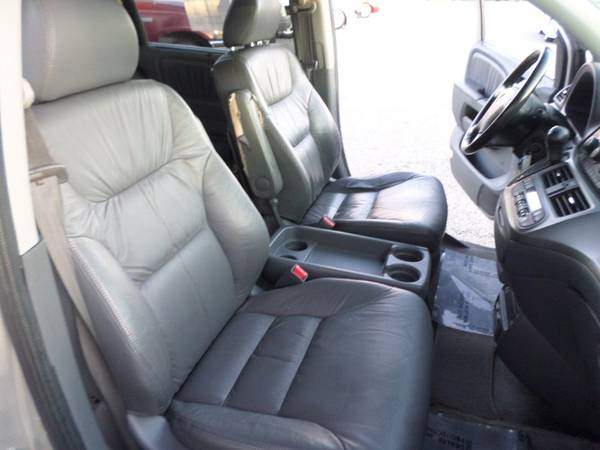 2007 Honda Odyssey EX-L w/ DVD and Navigation BUY HERE PAY HERE -... for sale in High Point, NC – photo 16