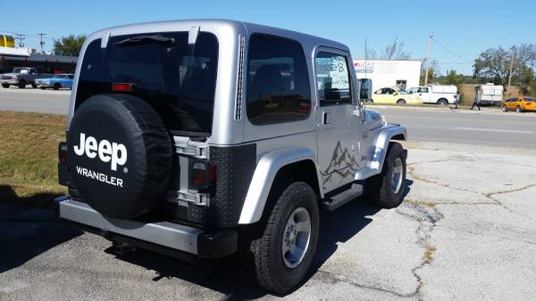 2002 jeep wrangler ht 4x4, 4.0 6cly for sale in Riverton, MO – photo 3