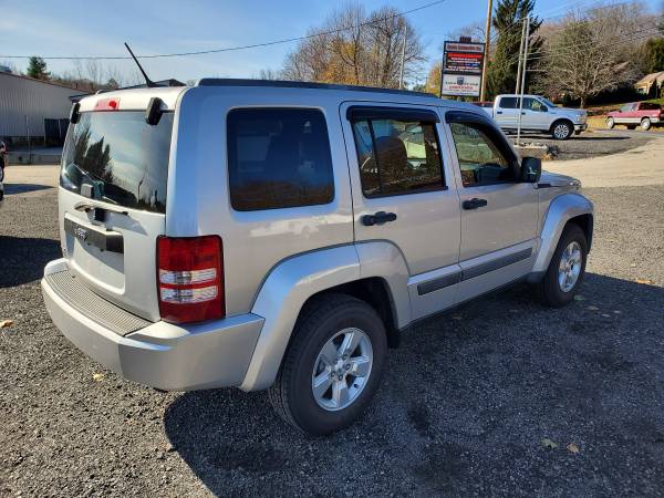 2012 Jeep Liberty Sport 4x4 82k miles - cars & trucks - by dealer -... for sale in Leicester, MA – photo 4