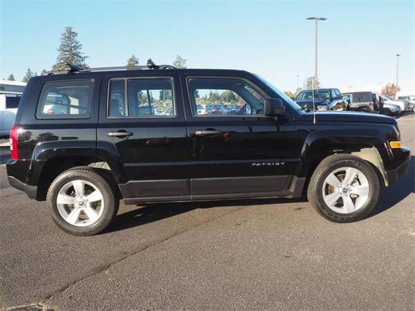 2014 Jeep Patriot Sport - 4D Sport Utility for sale in Redmond, OR – photo 2