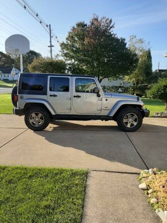 2015 jeep wrangler unlimited oscar Mike for sale in Fairview, PA – photo 4