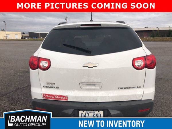 2009 Chevrolet Chevy Traverse Ls - cars & trucks - by dealer -... for sale in Louisville, KY – photo 6
