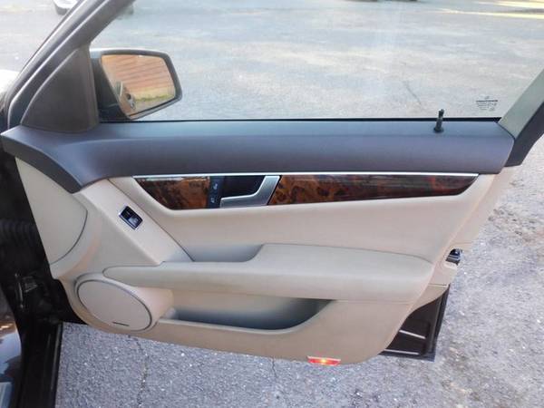 Mercedes Benz C 300 Sport 4dr Sedan 4MATIC Clean Car Loaded Sunroof... for sale in Danville, VA – photo 16