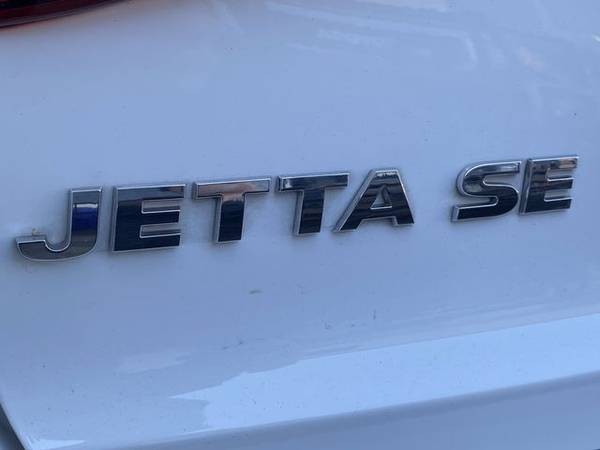 2017 Volkswagen Jetta 1.4T SE Leather, Blind Spot, Back Up Camera -... for sale in Portland, OR – photo 23