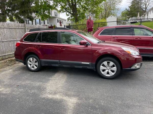2011 Subaru Outback Limited for sale in Manchester, NH – photo 7