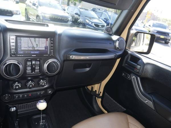 2013 Jeep Wrangler Unlimited Sahara for sale in Brooklyn Park, MN – photo 20