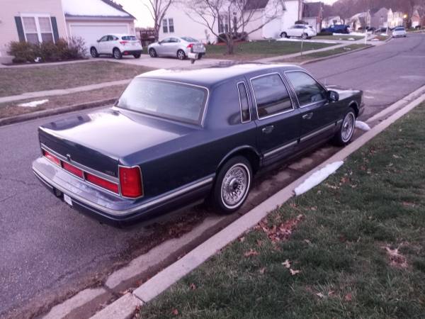 1997 Lincoln Town Car for sale in Suitland, District Of Columbia