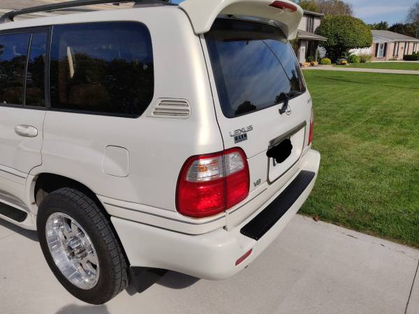 2000 Lexus LX470 Pearl White - Great Condition no Accidents for sale in Elkhart, IN – photo 5