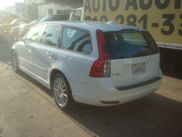 2009 Volvo V50 Public Auction Opening Bid for sale in Mission Valley, CA – photo 3