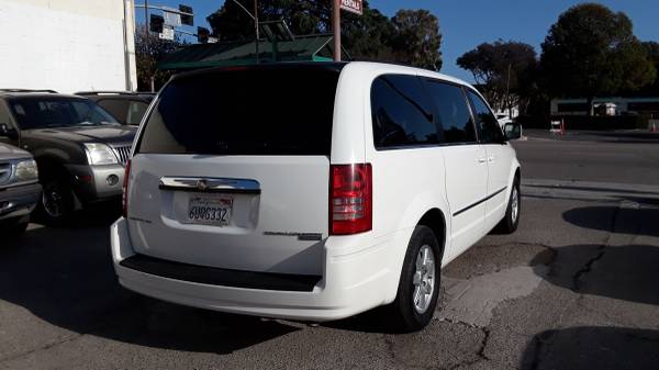 2010 CHRYSLER TOWN AND COUNTRY TOURING 4 DOORS MINIVAN - cars & for sale in Santa Barbara, CA – photo 21