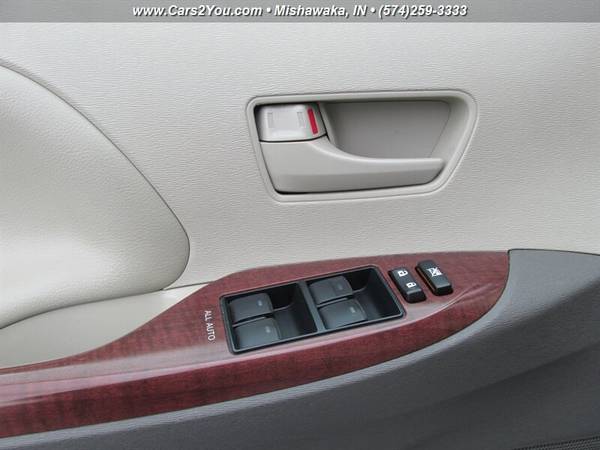 2012 TOYOTA SIENNA LE *8 PASSENGER* LEATHER BOOKS for sale in Mishawaka, IN – photo 8