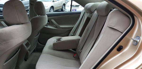 2010 Toyota Camry 4dr Sdn Auto LE (TOP RATED DEALER AWARD 2018 !!!) for sale in Waterbury, CT – photo 21