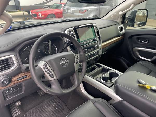 2020 Nissan Titan Platinum Reserve Crew Cab 4WD - - by for sale in SAN ANGELO, TX – photo 16