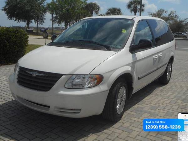 2007 Chrysler Town Country Minivan - Lowest Miles / Cleanest Cars In F for sale in Fort Myers, FL – photo 2