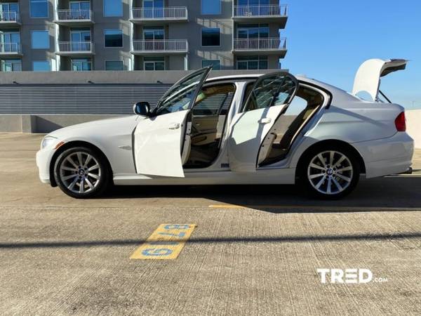 2011 BMW 3-Series - - by dealer - vehicle automotive for sale in Houston, TX – photo 8