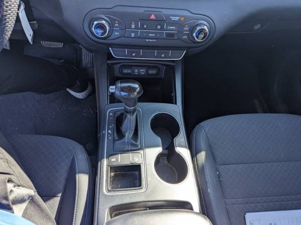 2018 Kia Sorento FWD 4D Sport Utility/SUV LX - - by for sale in Waterloo, IA – photo 8