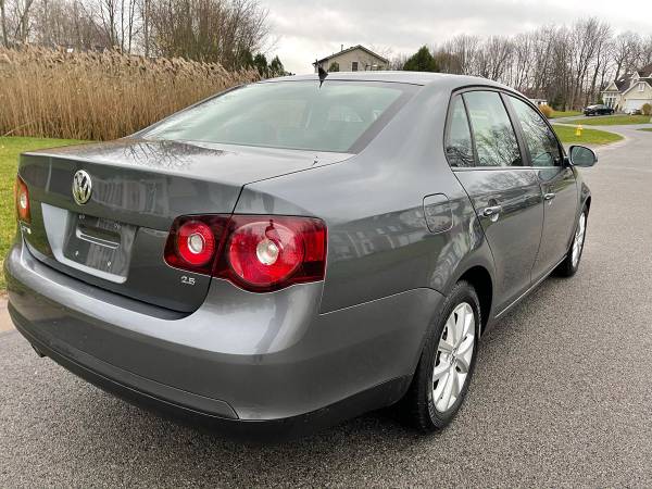 2010 VW Jetta SE*LOW MILEAGE* - cars & trucks - by dealer - vehicle... for sale in WEBSTER, NY – photo 9